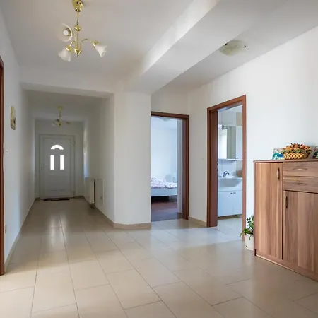Apartment Sandra Malinska